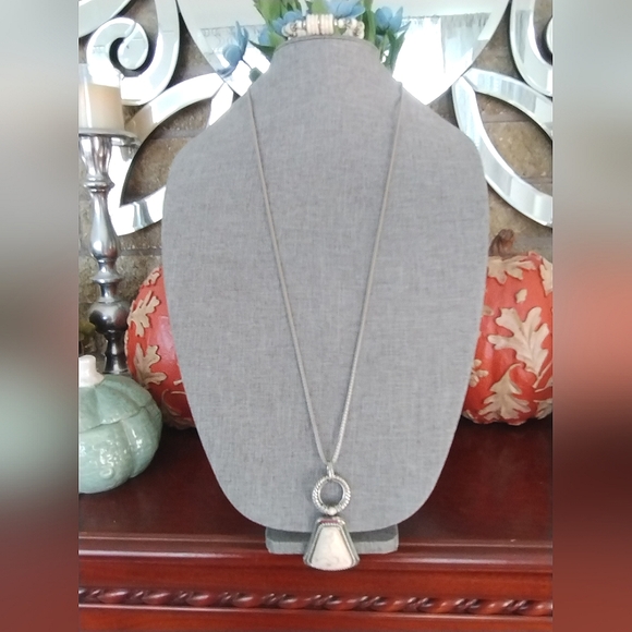 Long Marbled Necklace and Bracelet Set - Picture 7 of 14